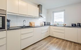 Roof-Suite 01 I Aufzug I Bbq I Wifi I Balkon I Tv